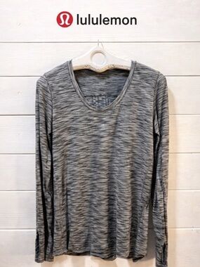 ❣️LULULEMON – Yogi Everyday Long Sleeve Workout Top (Estimated Size 10/12)